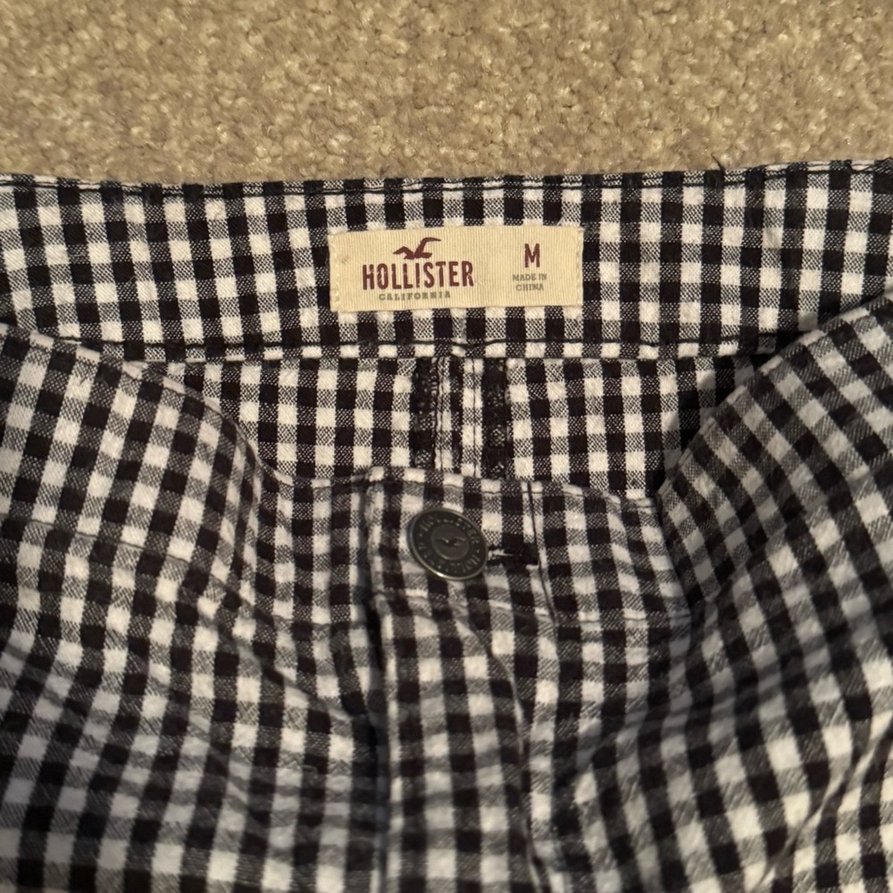 Hollister Black and White Checkered Two-Piece Skirt Set - Picture 6 of 10